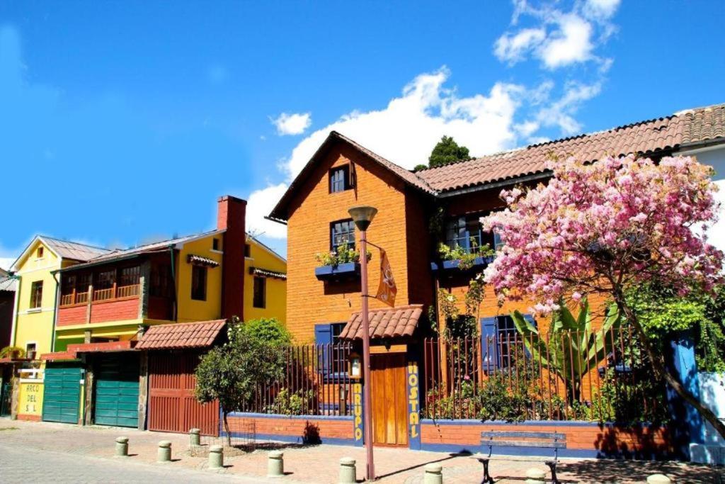 Casa Del Arupo B&B Quito Extérieur photo